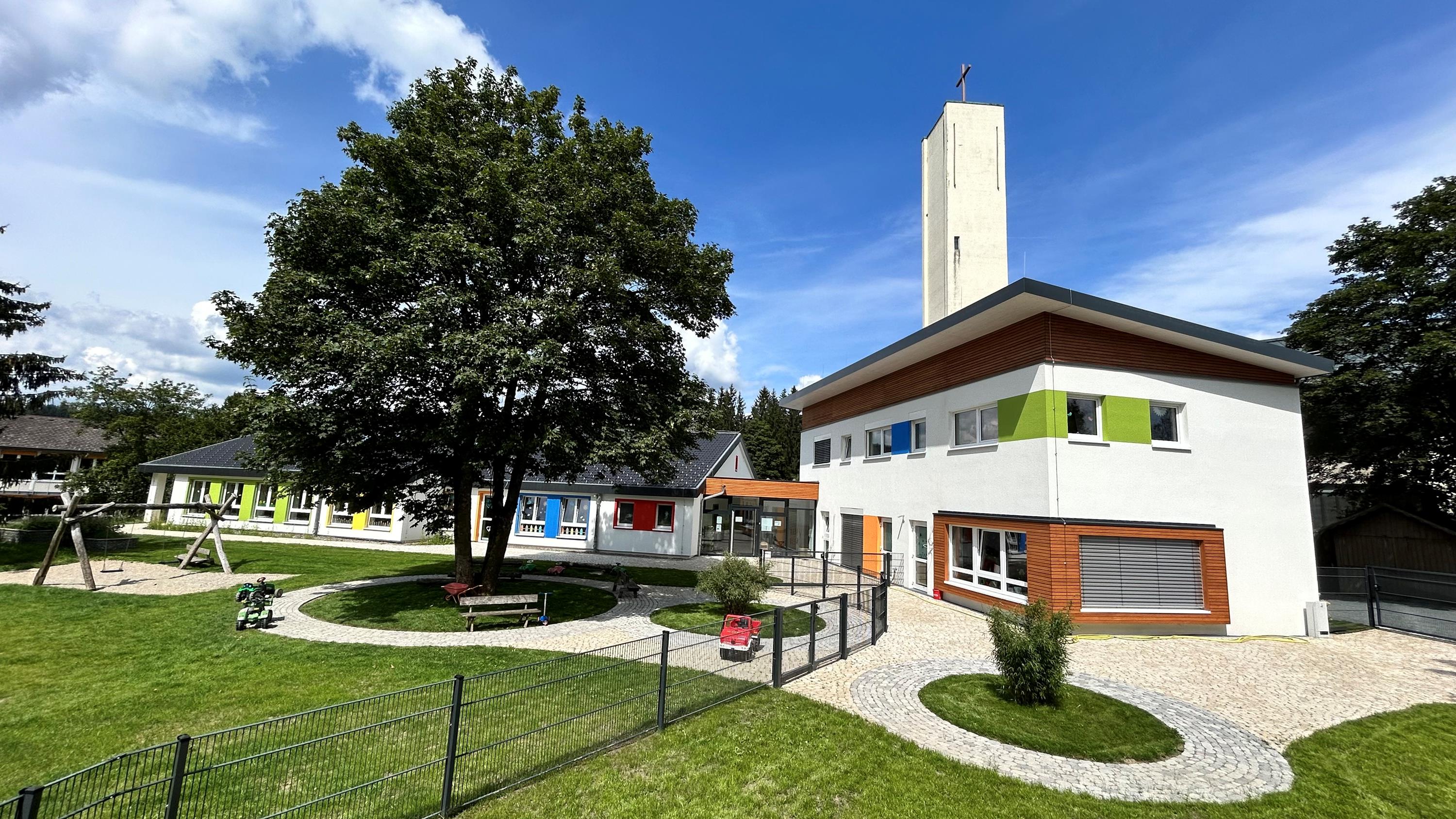 Kindergarten Steinbach am Wald quer 07.08.2024