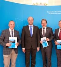 Übergabe Förderbscheide Breitband 20190627_10_Lkr_Kronach_2.jpg
